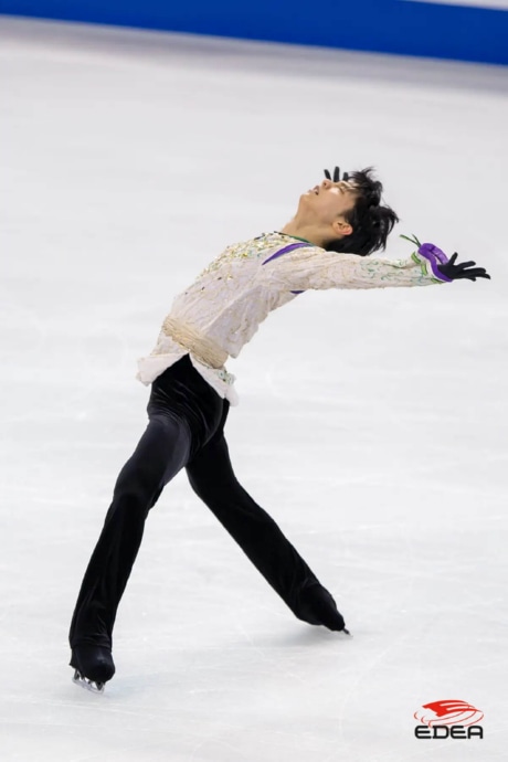 Ice Gallery Skates U.S.